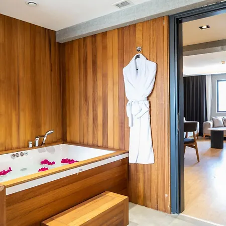 Ramada By Wyndham Dalaman Zewnętrze zdjęcie