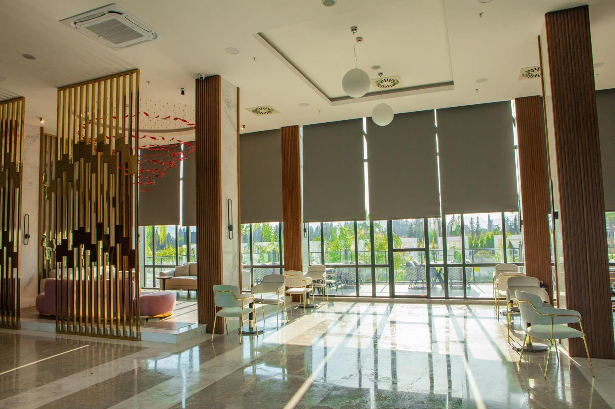 Ramada By Wyndham 5*